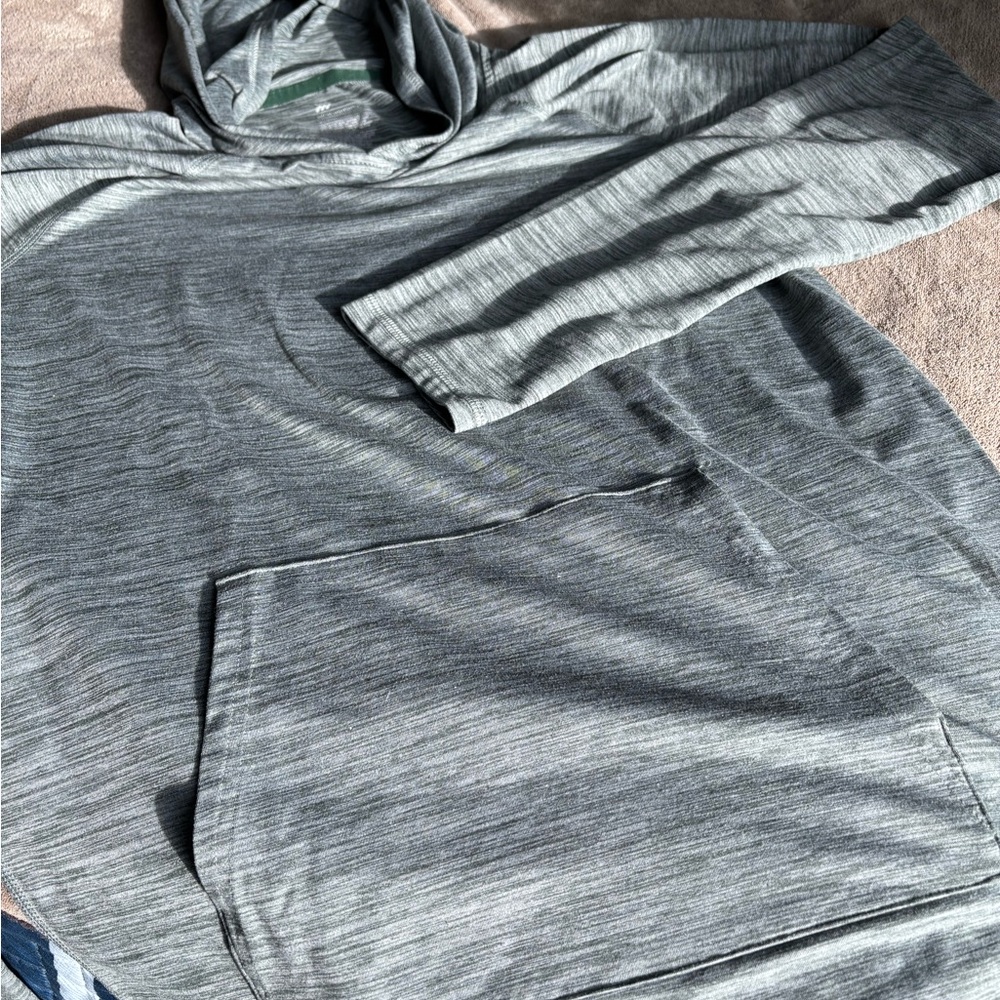 Heathered green/grey boys XL hoodie